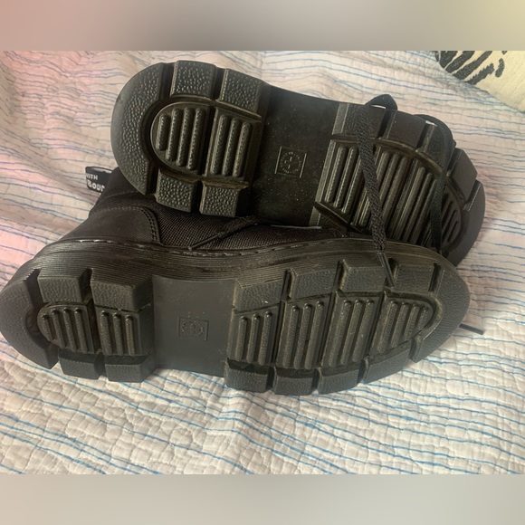 Dr Martens NIB Black Combs Poly Boots 39 - Picture 2 of 4